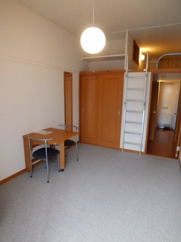 レオパレス鶴ヶ島の居間・リビング|おしゃれなリビングです