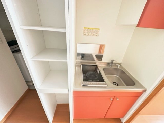 レオパレスＣｏｍｆｏｒｔ　煌のキッチン|キッチンです