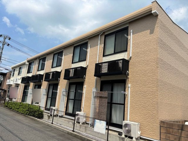 レオパレス一本杉