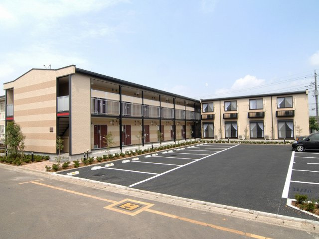 レオパレスフォレスト　浅羽野の外観|外観は落ち着いています