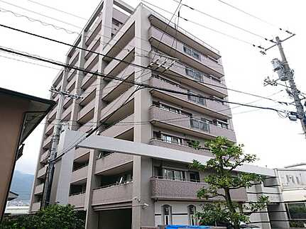 ルミナス五日市プレジールコイン通りの外観