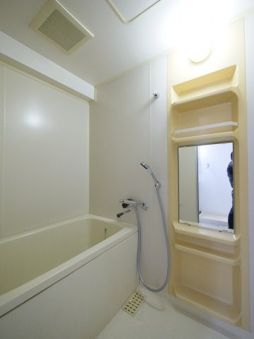 カウル湊の浴室|※写真は別の部屋のものです。