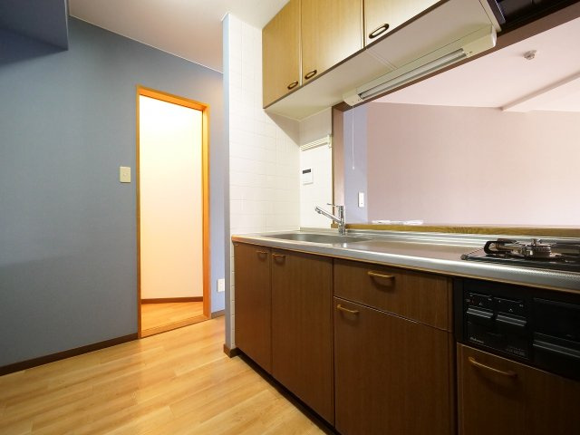 カウル湊のキッチン|※写真は別の部屋のものです。