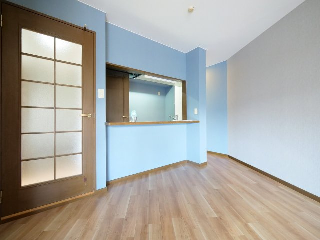 カウル湊の居間・リビング|※写真は別の部屋のものです。