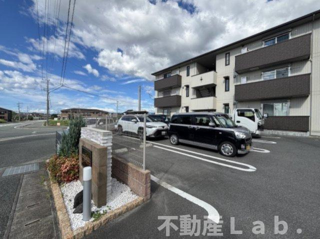 モンラッシェの駐車場