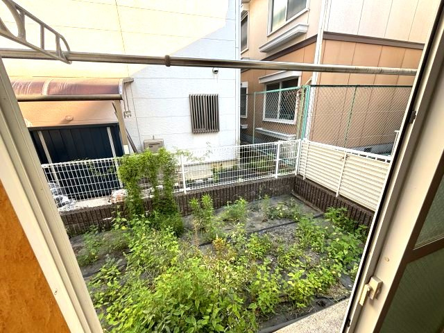 スタンドアップ錦町の庭