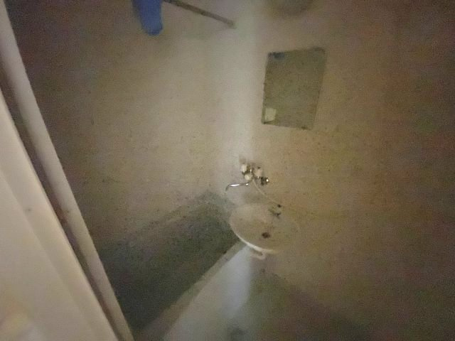 スタンドアップ錦町の浴室