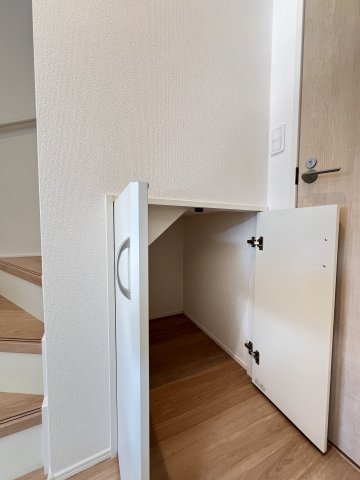 碧南市六軒町　新築分譲住宅　全2棟　1号棟の収納