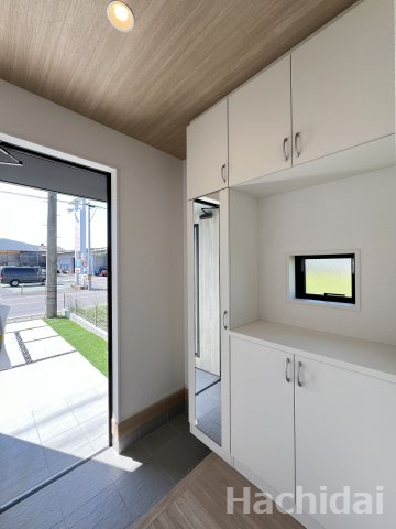 碧南市六軒町　新築分譲住宅《1号棟》の収納