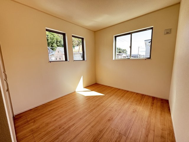 市川市大野町１丁目　新築戸建て　全１棟の洋室