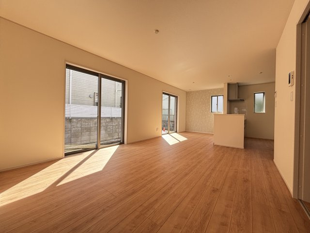 市川市大野町１丁目　新築戸建て　全１棟の居間・リビング