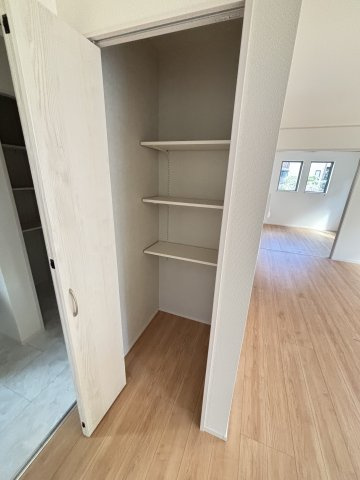 市川市大野町１丁目　新築戸建て　全１棟の収納