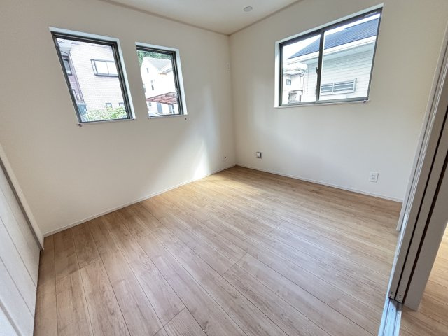 市川市大野町１丁目　新築戸建て　全１棟の洋室