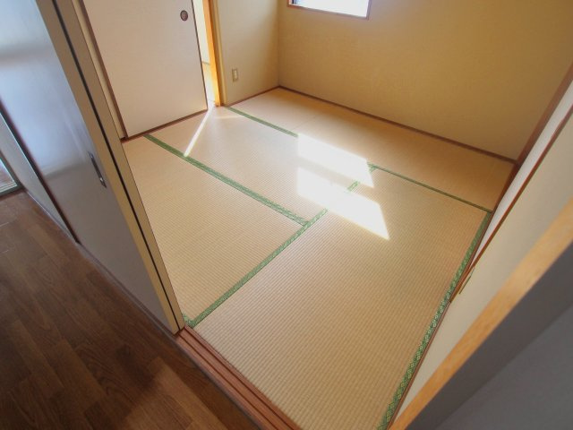 カーサ蟹原の和室