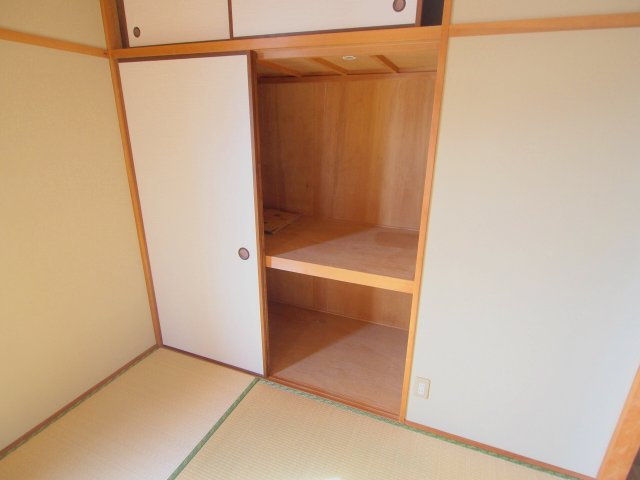 カーサ蟹原の収納