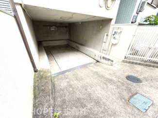 【駐車場】 | 駐車場です♪高さ制限がございます！現地でご確認ください！！