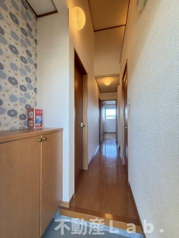 フラワーコーポ立岡Cの玄関