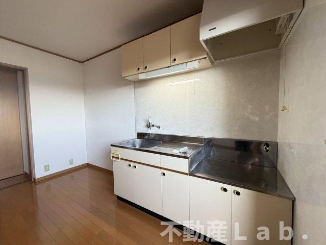 フラワーコーポ立岡Cのキッチン