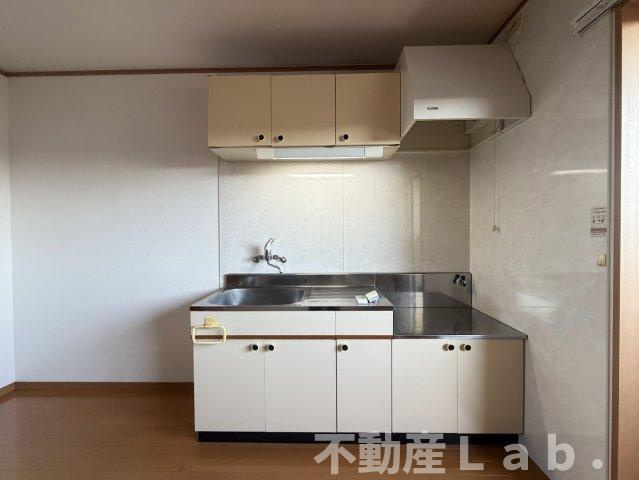 フラワーコーポ立岡Cのキッチン