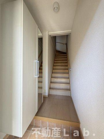 Ｐ’ＣＡＳＴＥＬＬＯ　Ａの玄関