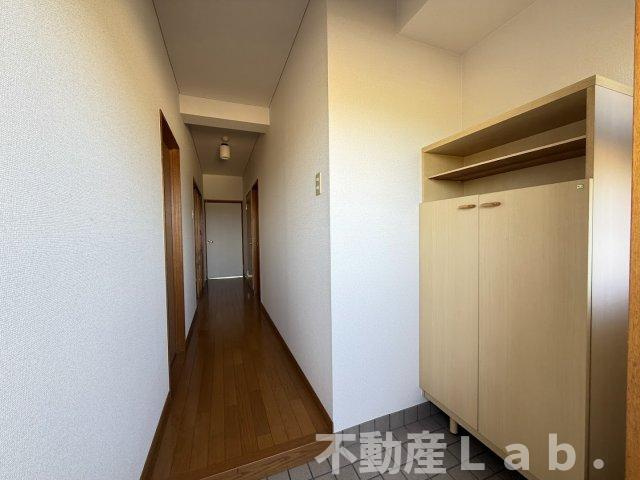 センチュリーハイツの玄関