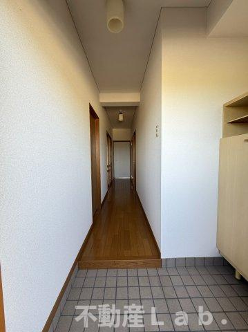 センチュリーハイツの玄関