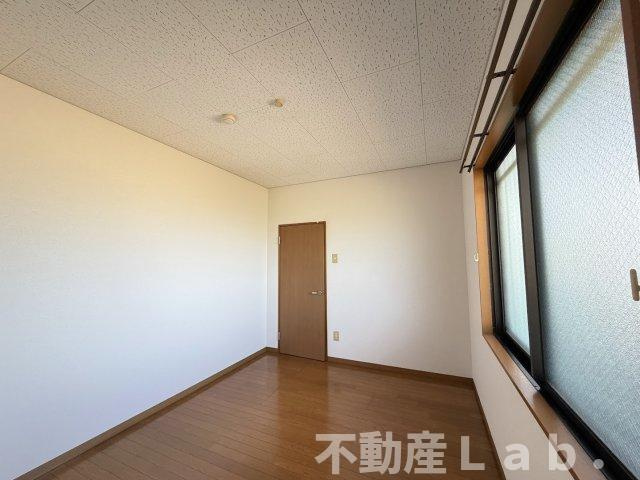 センチュリーハイツの居間・リビング