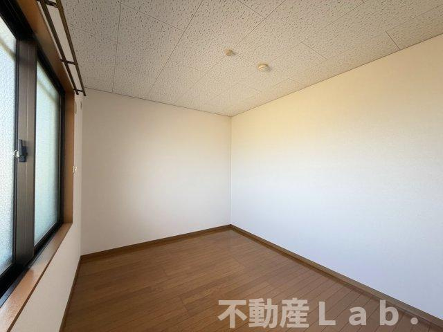 センチュリーハイツの居間・リビング