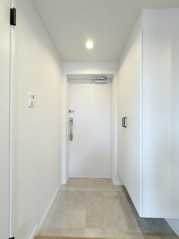 ベルググランデ五反野の玄関