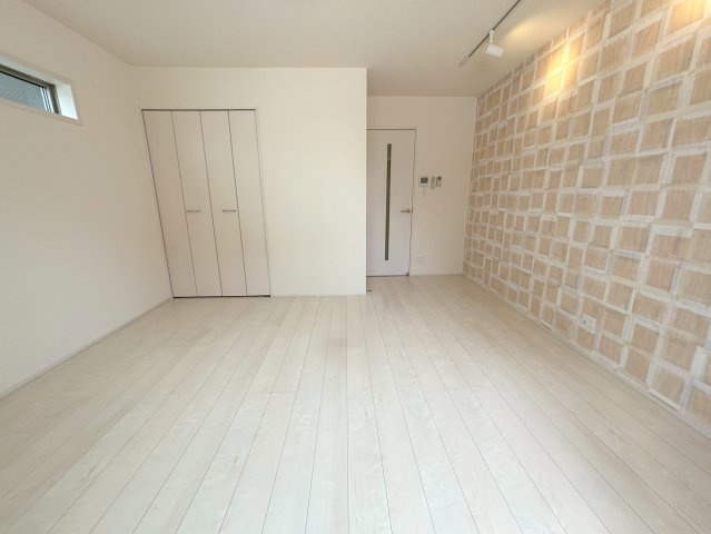 フジパレス三津屋Ⅴ番館の居間・リビング