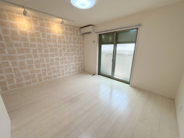 フジパレス三津屋Ⅴ番館の洋室