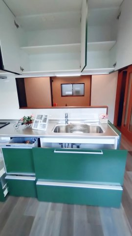 東大阪市末広町中古戸建のキッチン