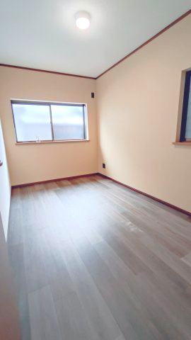 東大阪市末広町中古戸建の子供部屋