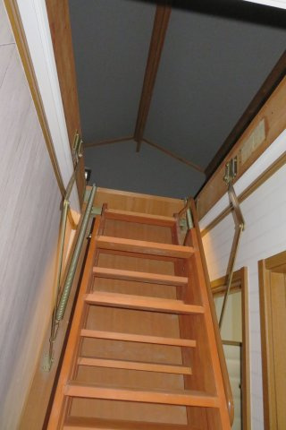 東大阪市末広町中古戸建の設備|屋根裏部屋