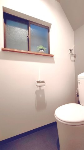 東大阪市末広町中古戸建のトイレ|1階