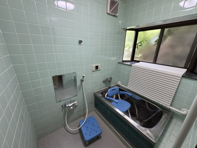 -三丁目不動産-　本庄市小島南三丁目の浴室