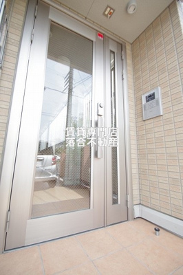 【エントランス】 | アトレ | オートロック付きで安心♪