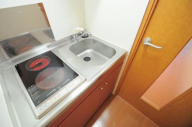 レオパレスレインボーカサギのキッチン