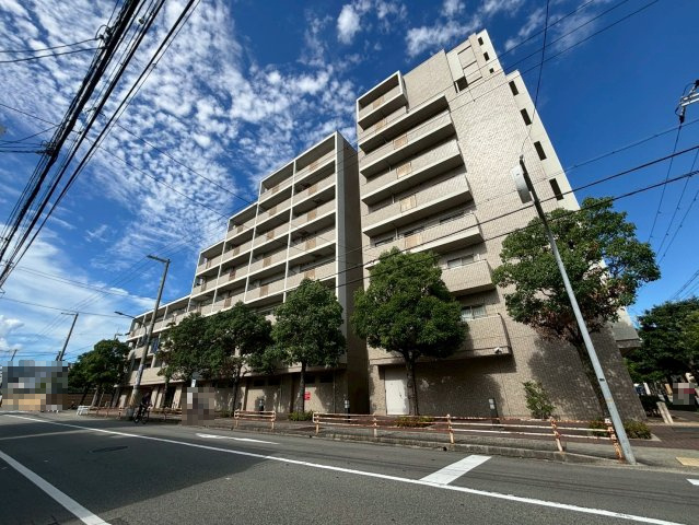 【成約済】阪急西宮マンションの外観|3階部分のお部屋です！
現在、リフォーム工事中です。