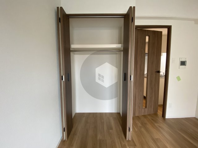 プレサンスNEO長堂アウローラの収納