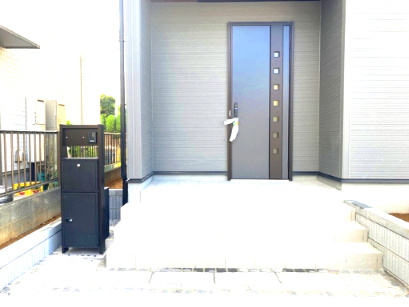 Livele Garden 熊谷市新堀新田第３の玄関