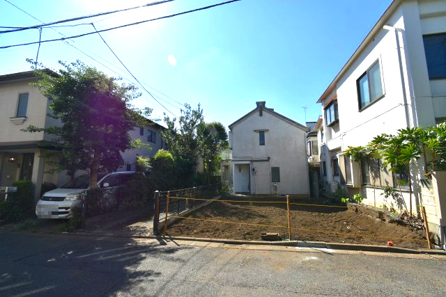 早宮1丁目・売地の前面道路含む現地写真