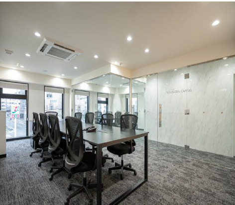 草津市野路町の店舗一部の内装