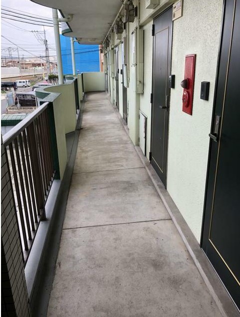 ル・メイヤー折尾のロビー