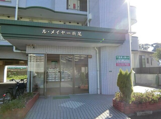 ル・メイヤー折尾のエントランス