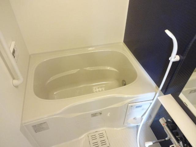 ＮＥＶＥＲ　ＣＨＡＮＧＥ（ネバーチェンジ）の浴室|バス