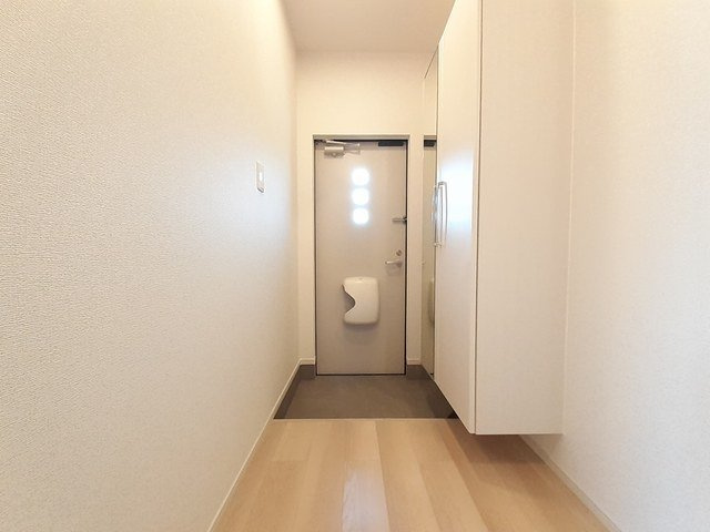 グランノ２の玄関