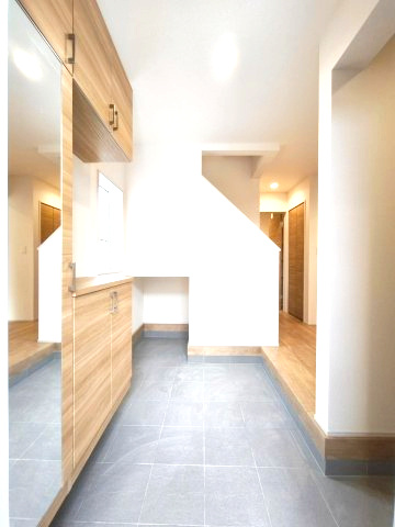 Blooming　Garden　深谷市上野台　の前面道路含む現地写真