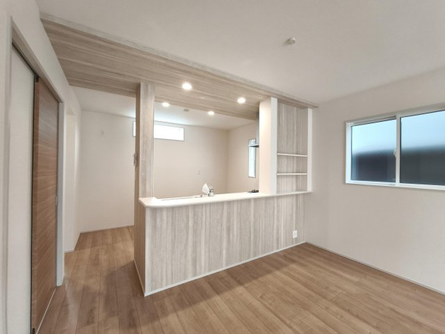 Blooming　Garden　深谷市上野台　の前面道路含む現地写真