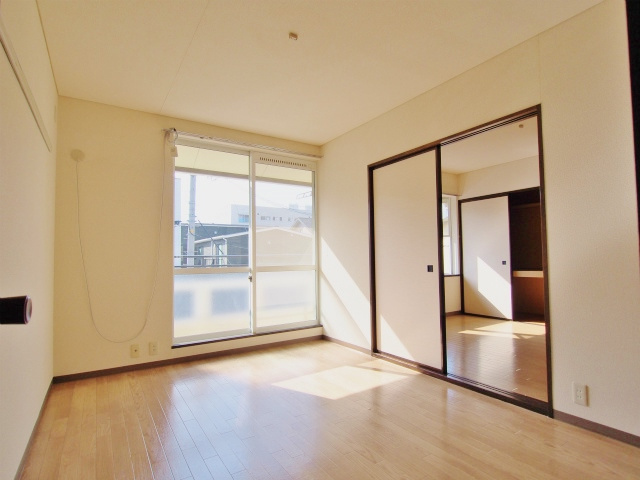 シャルム矢野東の内装